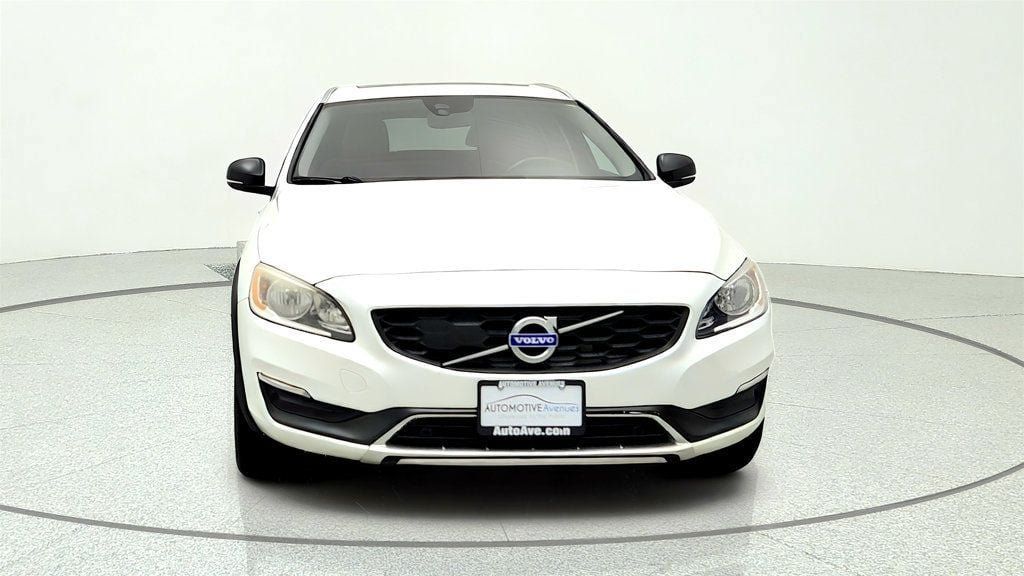 Used 2015 Volvo V60 T5 Cross Country w/ Convenience Package AWD/4WD image 2