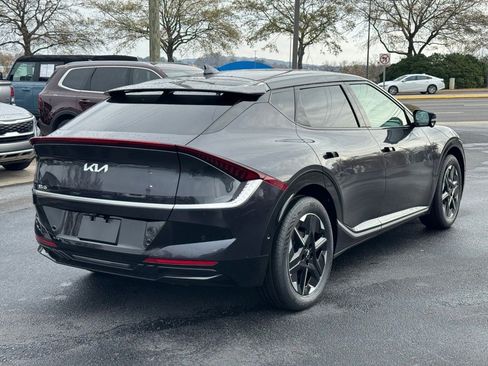 New 2025 Kia EV6 Wind image 3