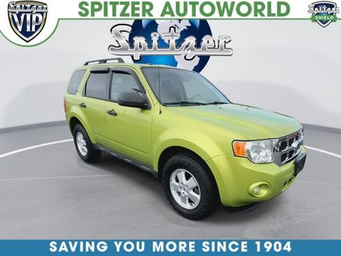 Used 2012 Ford Escape XLT image 2