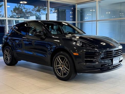 Used 2020 Porsche Macan S w/ Premium Package AWD/4WD image 6