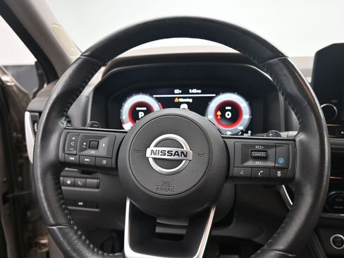 Used 2021 Nissan Rogue Platinum AWD/4WD image 20