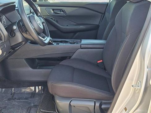 Used 2024 Nissan Rogue S AWD/4WD image 14