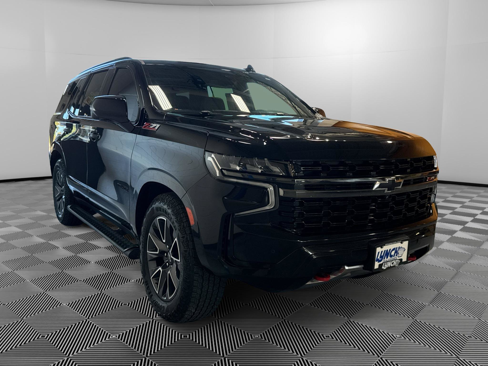 Used 2021 Chevrolet Tahoe Z71 w/ Z71 Off-Road Package AWD/4WD image 7