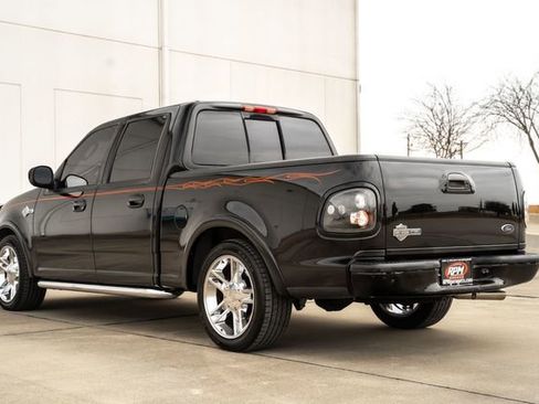 Used 2002 Ford F150 Harley-Davidson image 4