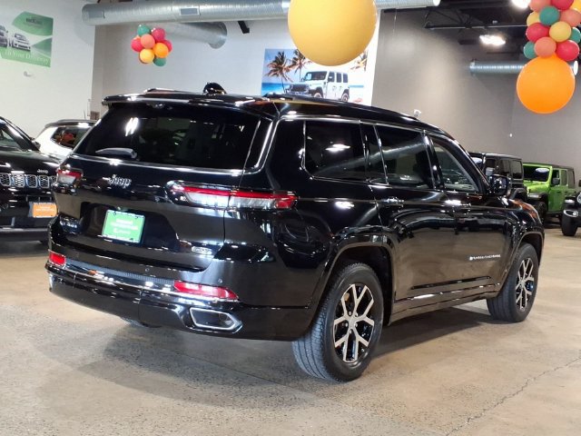 Used 2021 Jeep Grand Cherokee L Overland w/ Advanced Protech Group III AWD/4WD image 5