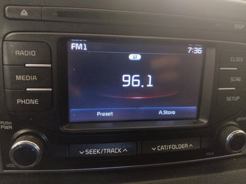 Used 2018 Kia Sportage LX FWD image 25