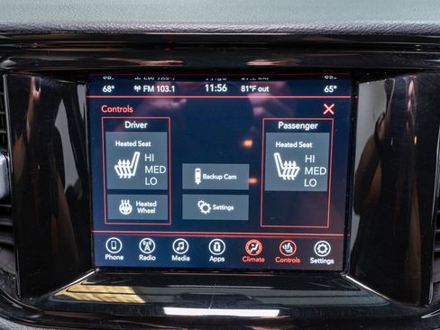 Used 2023 Dodge Durango SXT image 18