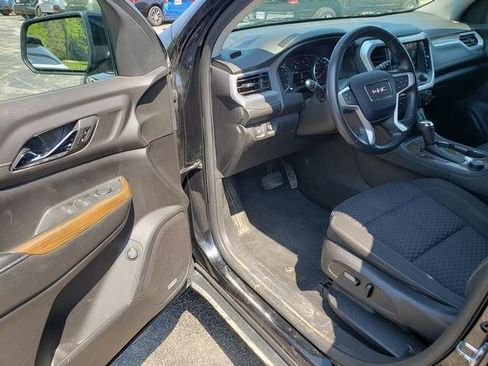 Used 2019 GMC Acadia SLE w/ LPO, Floor Liner Package AWD/4WD image 12