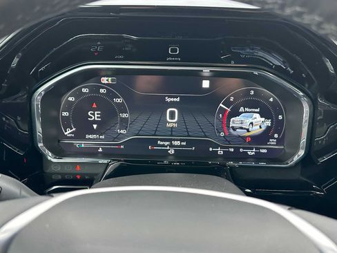 Used 2025 GMC Sierra 1500 Elevation w/ Preferred Package image 23