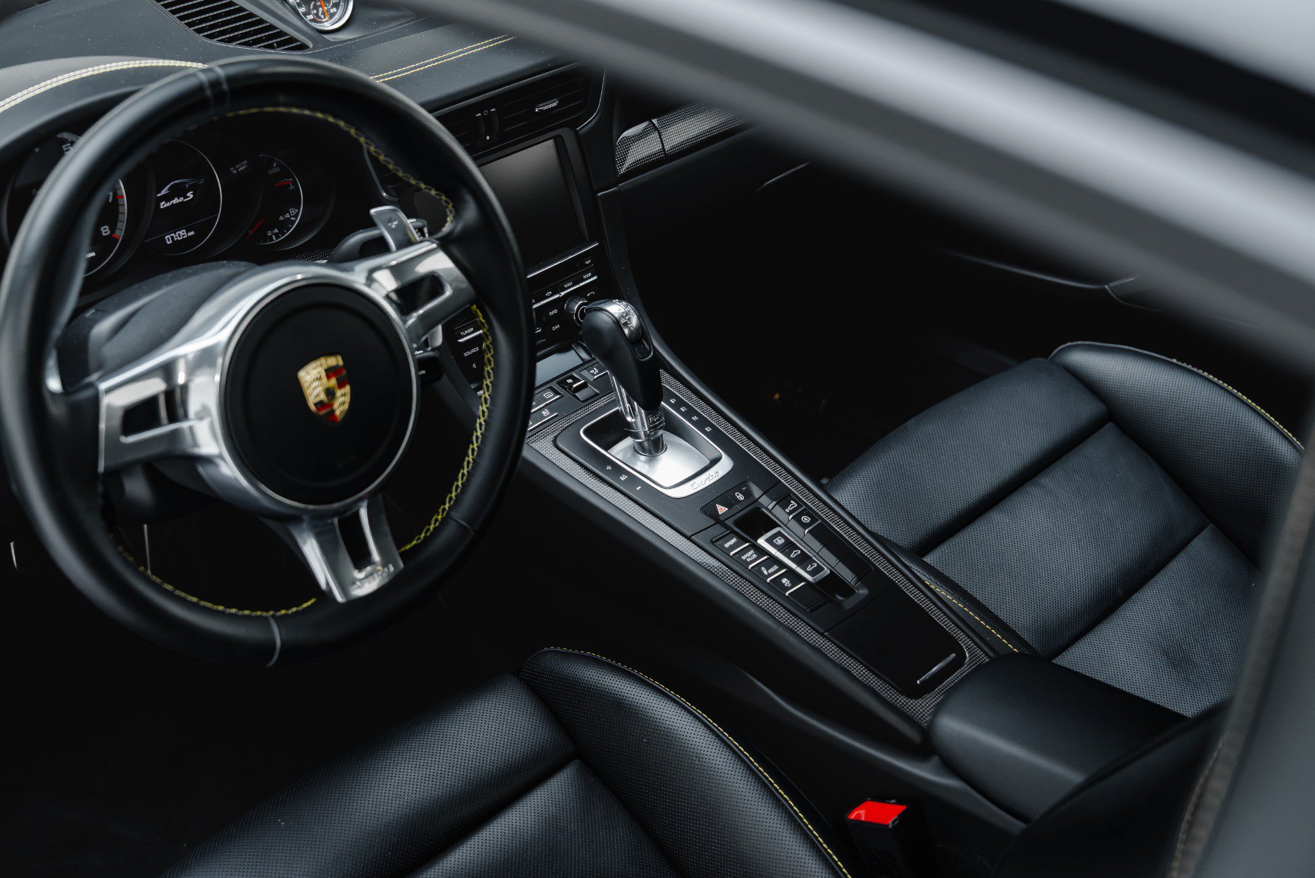 Used 2014 Porsche 911 Turbo S AWD/4WD image 41
