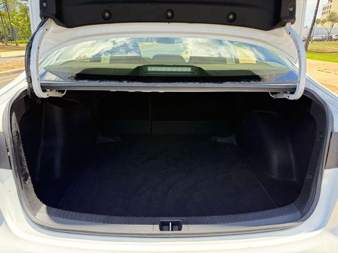 Used 2023 Toyota Corolla LE image 17