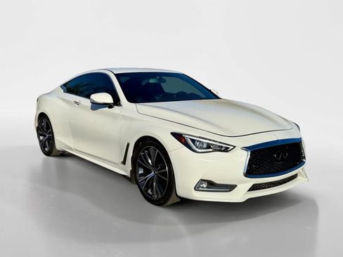Used 2020 INFINITI Q60 3.0t image 5