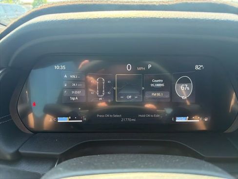 Used 2024 Jeep Grand Cherokee L Altitude image 11