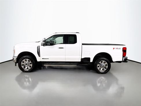 Used 2024 Ford F350 Lariat w/ Chrome Package image 5