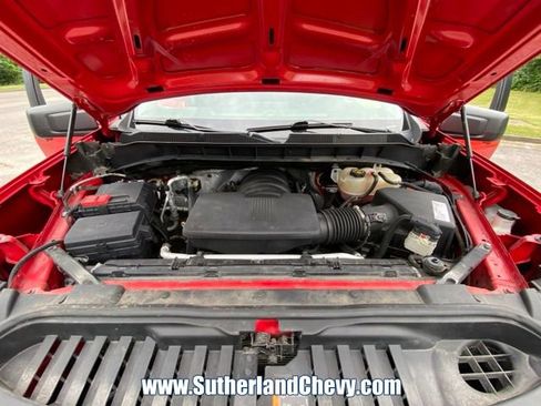 Used 2019 Chevrolet Silverado 1500 Custom w/ Custom Convenience Package AWD/4WD image 42
