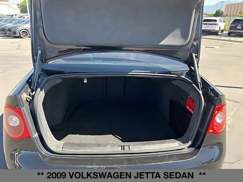 Used 2009 Volkswagen Jetta Sedan FWD image 15