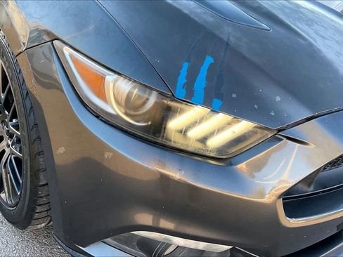 Used 2017 Ford Mustang GT Premium image 25