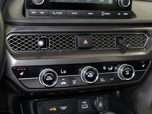 Used 2024 Acura Integra A-Spec image 17