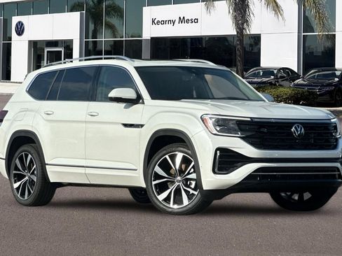 New 2026 Volkswagen Atlas SEL Premium R-Line AWD/4WD image 2
