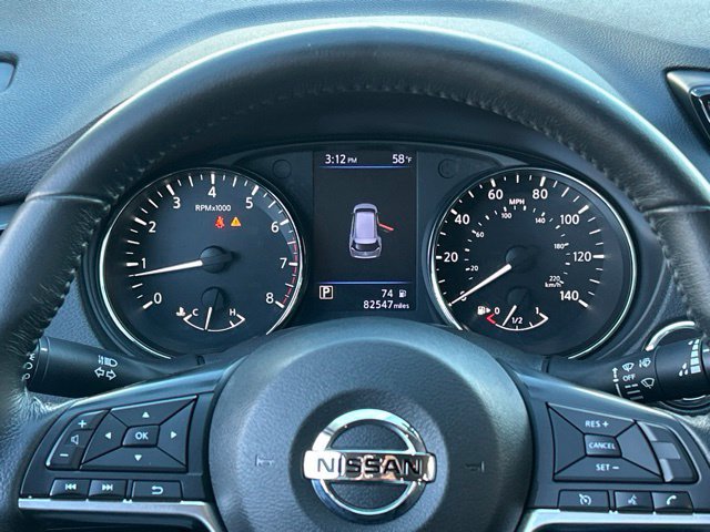 Used 2018 Nissan Rogue SV AWD/4WD image 40