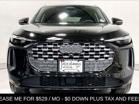 Used 2025 Audi Q5 Premium w/ Convenience Package AWD/4WD image 2