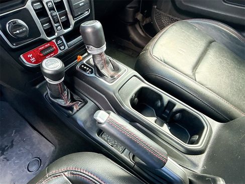 Used 2022 Jeep Gladiator Rubicon w/ LED Lighting Group image 15