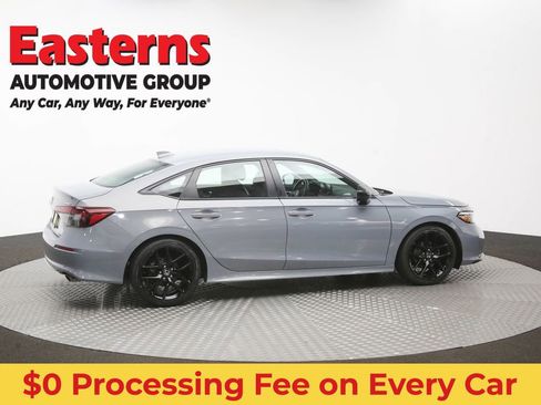 Used 2025 Honda Civic Sport image 42