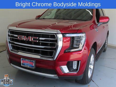 Used 2024 GMC Yukon SLT AWD/4WD image 8