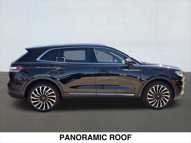 Certified 2023 Lincoln Nautilus Black Label w/ Class II Trailer Tow Package AWD/4WD image 4