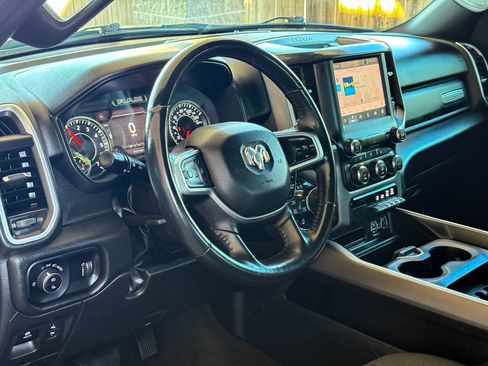 Used 2022 RAM 1500 Big Horn AWD/4WD image 6