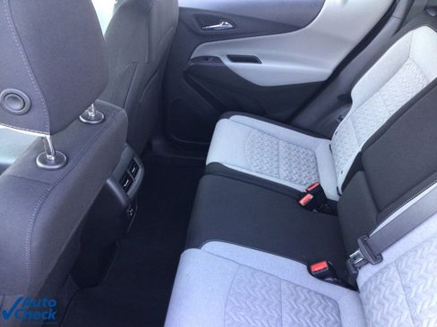 Used 2022 Chevrolet Equinox LS image 15