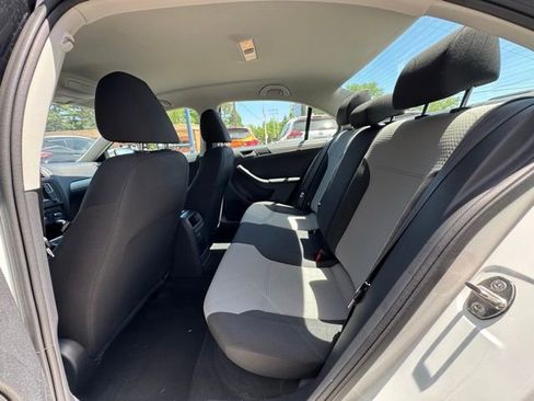 Used 2017 Volkswagen Jetta S FWD image 13