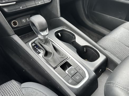 Used 2020 Hyundai Santa Fe SEL FWD image 27
