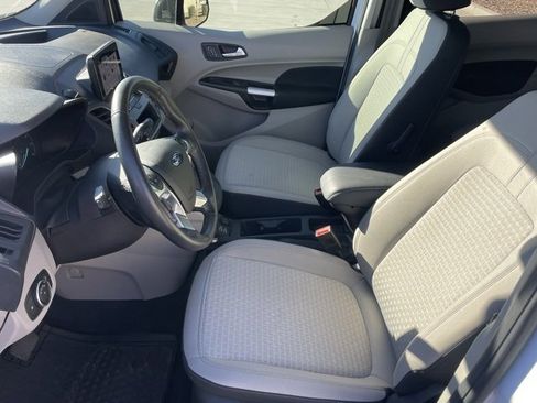 Used 2020 Ford Transit Connect XLT image 12