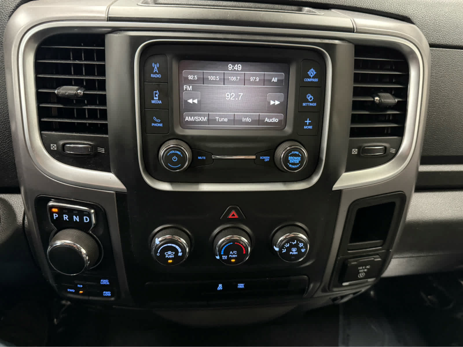 Used 2023 RAM 1500 Classic SLT AWD/4WD image 15