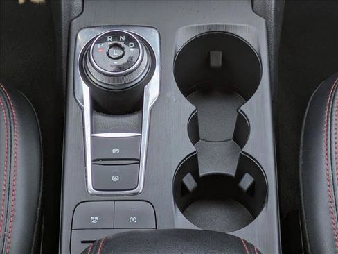 Used 2025 Ford Escape ST-Line FWD image 12