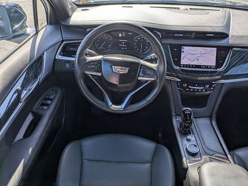 Certified 2024 Cadillac XT6 Premium Luxury image 15
