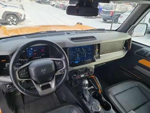 Used 2021 Ford Bronco Badlands image 26