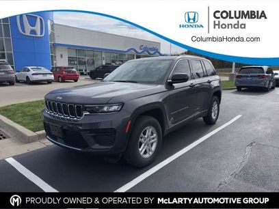 Used 2022 Jeep Grand Cherokee Laredo w/ Luxury Tech Group I