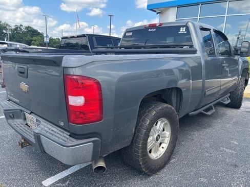 Used 2011 Chevrolet Silverado 1500 LS RWD image 5