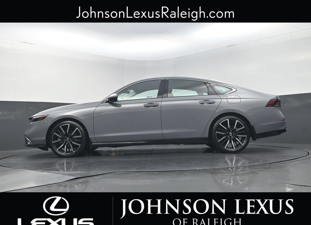 Used 2023 Honda Accord Touring image 21