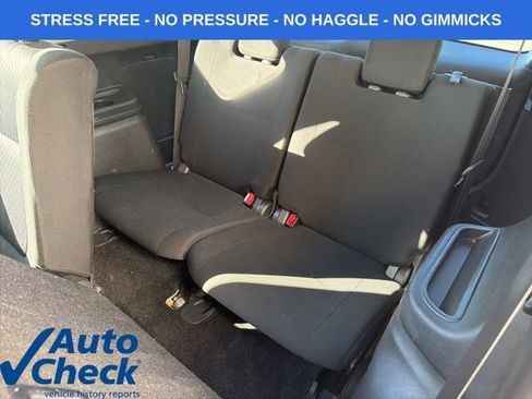 Used 2014 Mitsubishi Outlander ES image 24