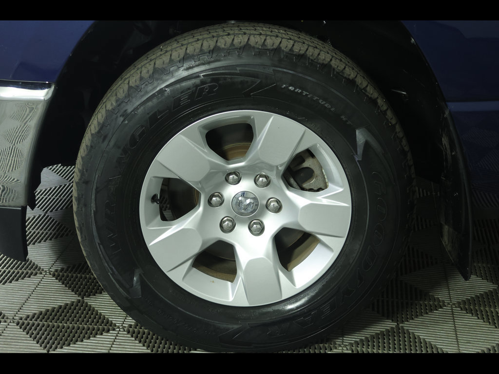 Used 2023 RAM 1500 Big Horn AWD/4WD image 10