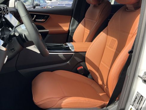 New 2026 Mercedes-Benz GLC 300 4MATIC image 18