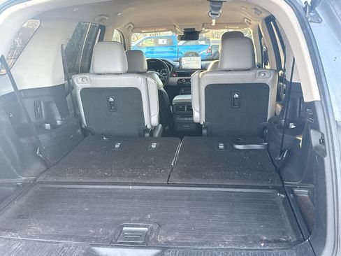 Used 2023 Honda Pilot EX-L image 30