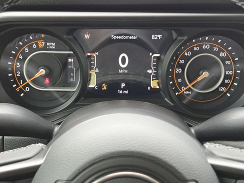 New 2026 Jeep Gladiator Willys AWD/4WD image 14
