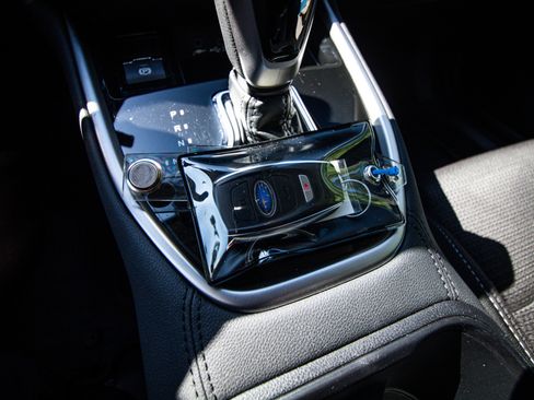 Used 2025 Subaru Outback Premium image 36