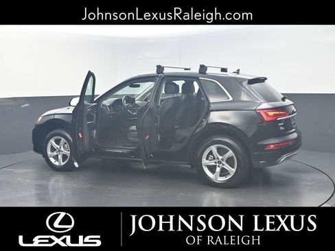 Used 2023 Audi Q5 2.0T Premium w/ Convenience Package image 30