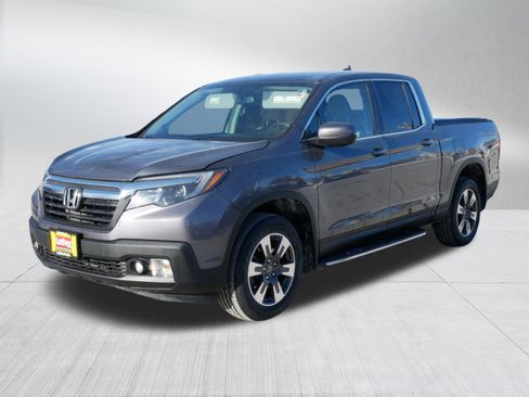 Used 2018 Honda Ridgeline RTL-T image 3