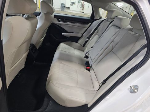 Used 2018 Honda Accord EX-L image 12